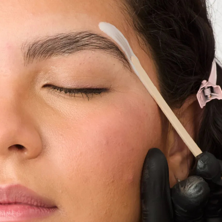 Can You Laminate Your Brows with Retinol in Your Skincare Routine?